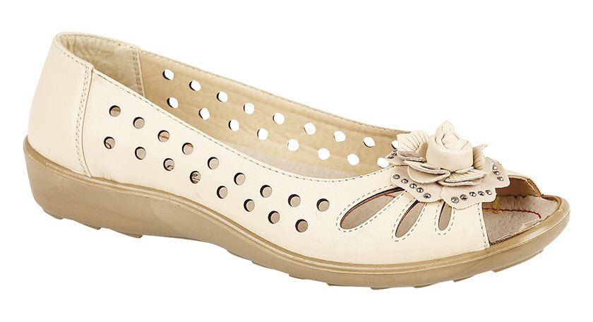 Boulevard L515BE Womens Punched Open Toe Flower Casual - Shuzes