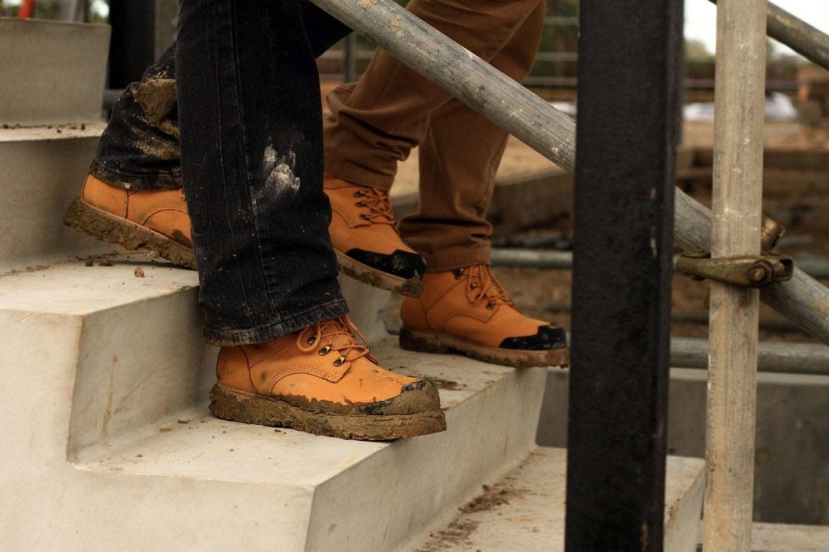 Amblers FS226 Goodyear Welted Safety Boots - Shoe Store Direct