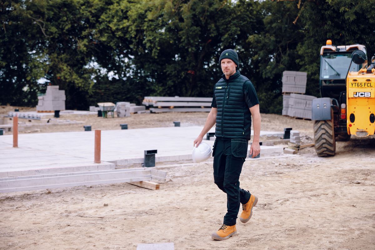 Apache Thompson Waterproof Safety Boot - Shoe Store Direct