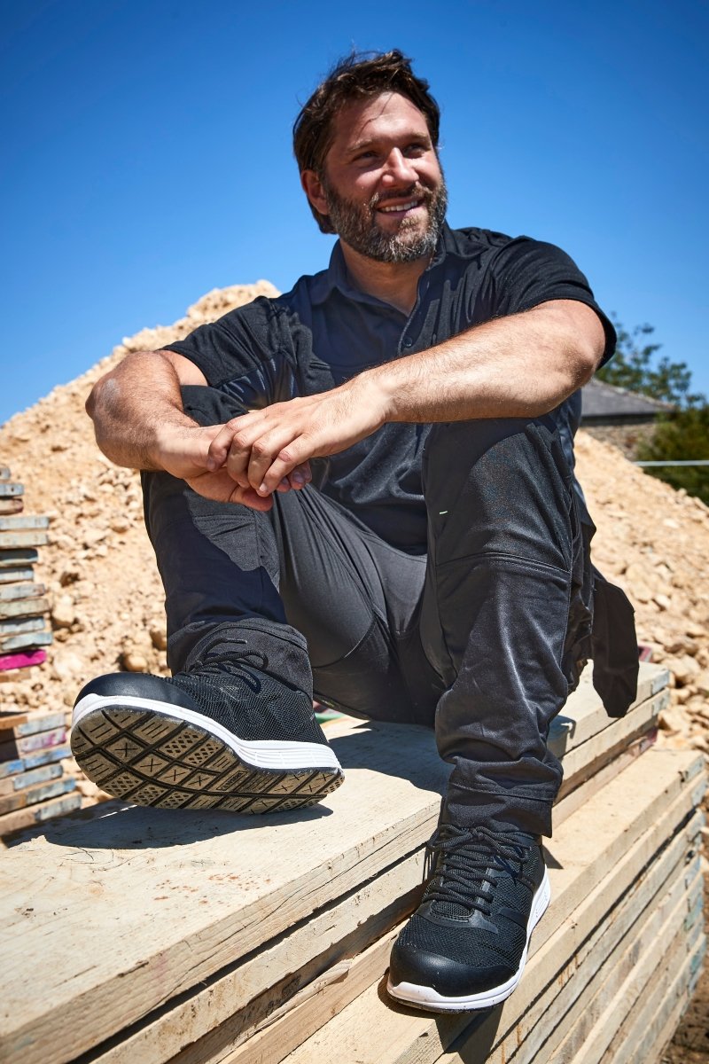 Apache Vault Black Lightweight Steel Toe Trainers - Shoe Store Direct